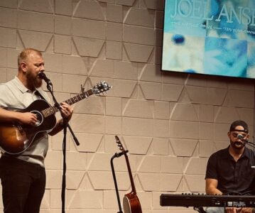 Attending a Joel Ansett Concert